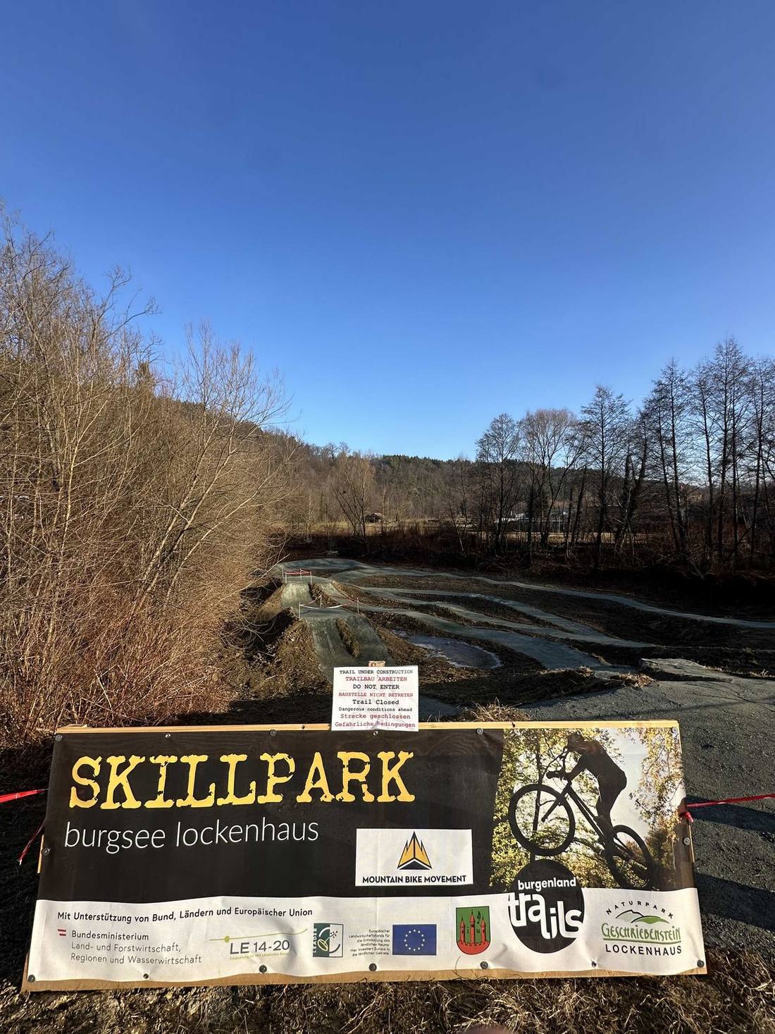 Skillpark mit Übungselementen